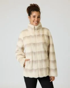 Webpelzjacke -Heim- Und Modegeschäft 59862877 23cbbefb 2d23 11ee 8f6f 5a72d431453d pics640