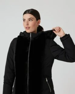 Mantel Mit Webpelzbesatz 23 Mantel Mit Webpelzbesatz -Heim- Und Modegeschäft 59863053 e3e2eb45 2d28 11ee 8f6f 5a72d431453d pics640