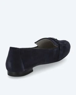 Caprice Ballerina Mit Kettendeko 16 Caprice Ballerina Mit Kettendeko -Heim- Und Modegeschäft 59863558 55e2faa3 2d32 11ee 8f6f 5a72d431453d pics640