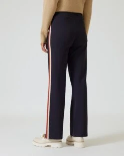 Schlupfhose Mit Galonstreifen -Heim- Und Modegeschäft 59864652 a61509b8 2f70 11ee 8f6f 5a72d431453d pics640