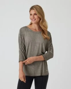 Shirt In Verwaschener Optik -Heim- Und Modegeschäft 59866047 67c20e30 3070 11ee 8f6f 5a72d431453d pics640