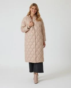 Leichter Steppmantel 10 Leichter Steppmantel -Heim- Und Modegeschäft 59866079 7691ad78 3070 11ee 8f6f 5a72d431453d pics640