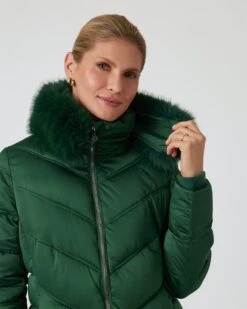 Steppmantel Mit Webpelzkragen 17 Steppmantel Mit Webpelzkragen -Heim- Und Modegeschäft 59866108 897ed45c 3070 11ee 8f6f 5a72d431453d pics640