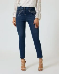 Jeans Mit Steinchen -Heim- Und Modegeschäft 59872161 7b352b04 3750 11ee 8f6f 5a72d431453d pics640