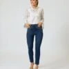 Jeans Mit Steinchen -Heim- Und Modegeschäft 59872167 7f179f48 3750 11ee 8f6f 5a72d431453d pics640