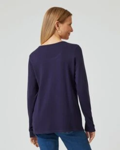 Pullover In Uni -Heim- Und Modegeschäft 59873572 05c08674 35cb 11ee 8f6f 5a72d431453d pics640