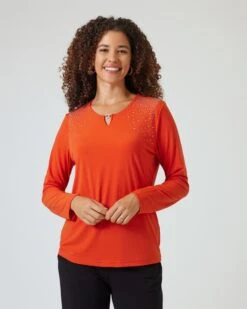 Shirt Mit Deko 9 Shirt Mit Deko -Heim- Und Modegeschäft 59882821 9ffbfb39 4317 11ee 8f6f 5a72d431453d pics640