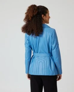 Leder-Kurzmantel Mit Gürtel -Heim- Und Modegeschäft 59888082 53a05204 4afc 11ee 8f6f 5a72d431453d pics640