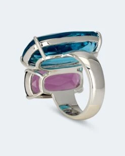 Ring Mit Glassteinen -Heim- Und Modegeschäft 59891346 bcf03ba7 4e34 11ee 8f6f 5a72d431453d pics640