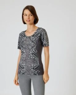 Twinset "Animal-Ornament" -Heim- Und Modegeschäft 59898360 d97228bd 55f4 11ee 8f6f 5a72d431453d pics640