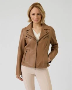 Lederjacke Mit Reverskragen 20 Lederjacke Mit Reverskragen -Heim- Und Modegeschäft 59908769 8398ba9c 6803 11ee 8f6f 5a72d431453d pics640